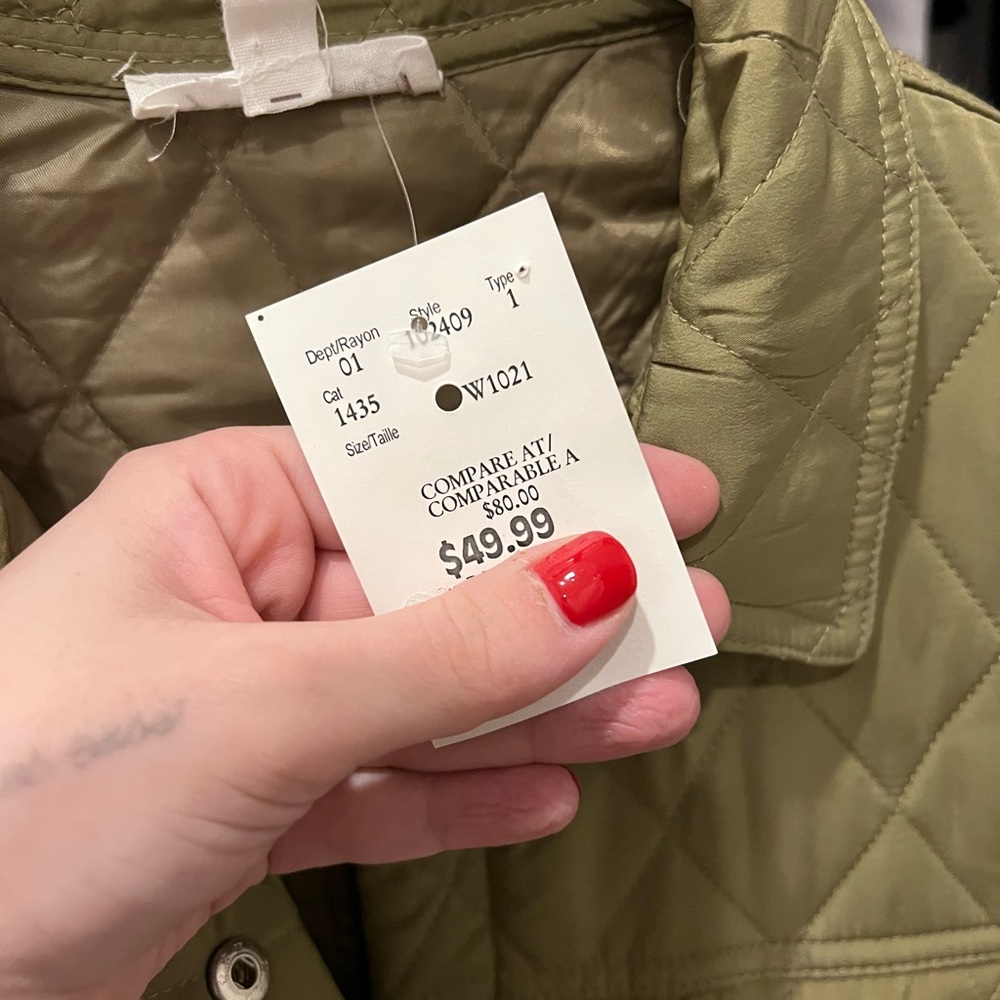 Woman’s Jacket - Picture 2 of 4